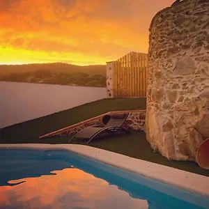 https://hostal-sierra-tortola.es-andalucia.com